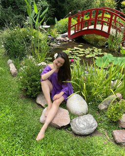 Natalia Oreiro feet photo thumbnail