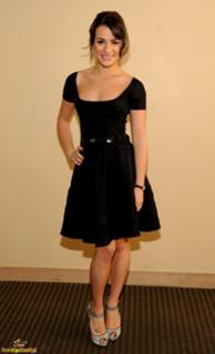 Lea Michele feet photo thumbnail