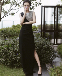 Mi Yang feet photo thumbnail