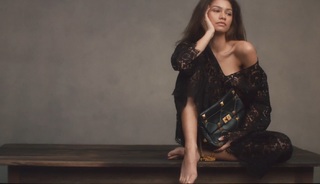 Zendaya feet photo thumbnail