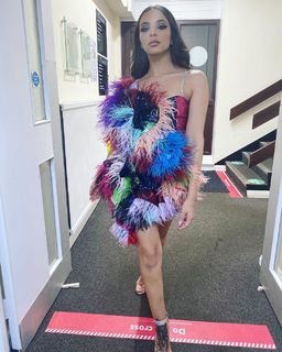Jade Thirlwall feet photo thumbnail