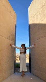 Addison Rae feet photo thumbnail