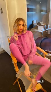 Ashley Benson feet photo thumbnail