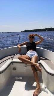 Marta Wierzbicka feet photo thumbnail