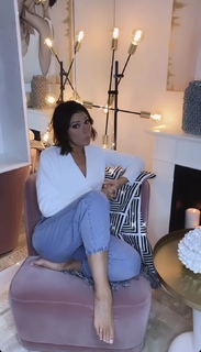 Klaudia Halejcio feet photo thumbnail