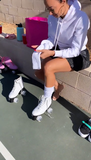Draya Michele feet photo thumbnail