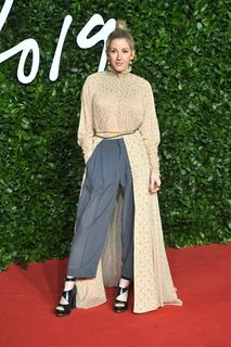 Ellie Goulding feet photo thumbnail