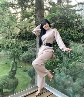 Maribel Guardia feet photo thumbnail