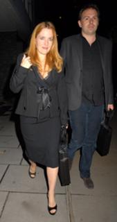 Gillian Anderson feet photo thumbnail