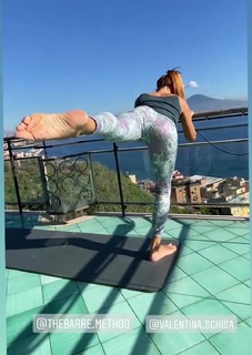 Veronica Maya feet photo thumbnail