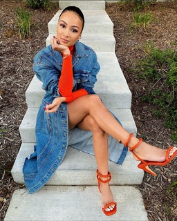 Draya Michele feet photo thumbnail
