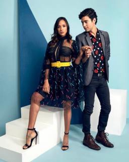 Dania Ramirez feet photo thumbnail