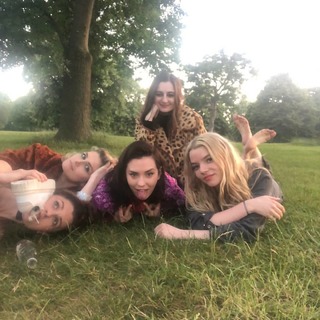 Anya Taylor-Joy feet photo thumbnail