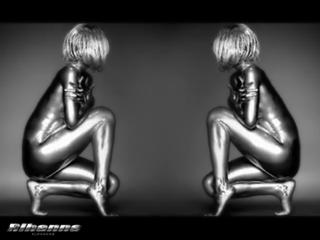 Rihanna feet photo thumbnail