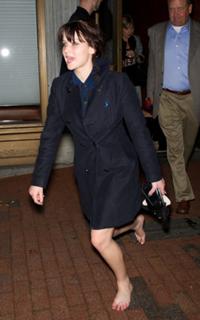 Jennifer Lawrence feet photo thumbnail