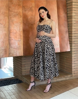 Mandy Moore feet photo thumbnail