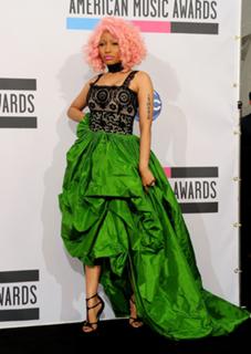 Nicki Minaj feet photo thumbnail
