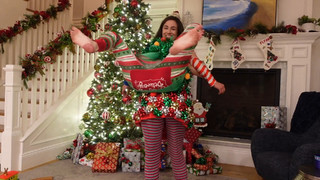 Colleen Ballinger feet photo thumbnail