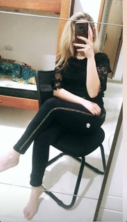 Isa Pes feet photo thumbnail