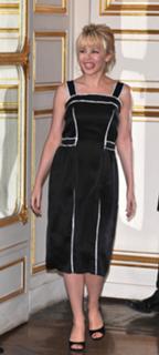 Kylie Minogue feet photo thumbnail