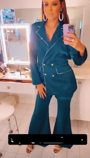 Vanessa Claudio feet photo thumbnail