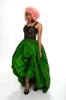 Nicki Minaj feet photo thumbnail