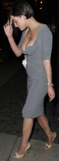 Helen Flanagan feet photo thumbnail