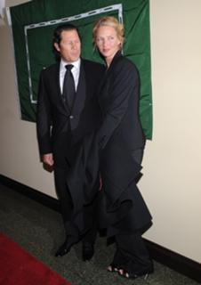 Uma Thurman feet photo thumbnail