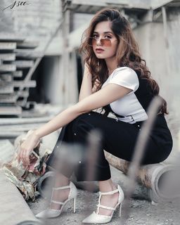 Jannat Zubair Rahmani feet photo thumbnail