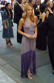 Molly Sims feet photo thumbnail