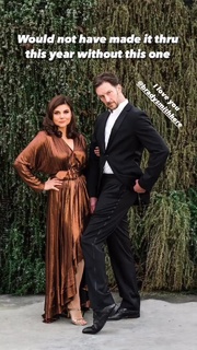 Tiffani Thiessen feet photo thumbnail