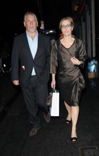 Gillian Anderson feet photo thumbnail