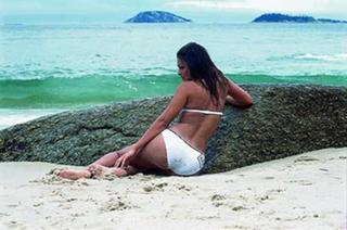 Juliana Paes feet photo thumbnail