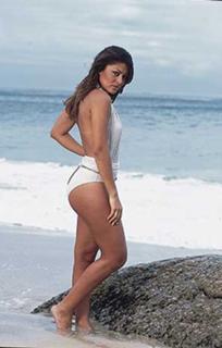 Juliana Paes feet photo thumbnail
