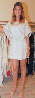 Juliana Paes feet photo thumbnail