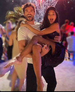 Nicole Scherzinger feet photo thumbnail