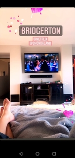 Julie Benz feet photo thumbnail