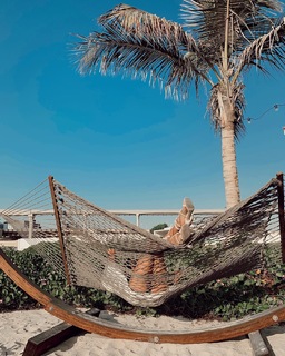 Xenia Tchoumitcheva feet photo thumbnail