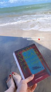 Mariana Ximenes feet photo thumbnail