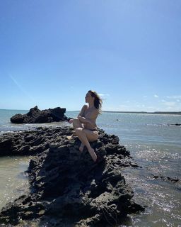 Mariana Ximenes feet photo thumbnail