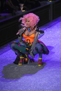Nicki Minaj feet photo thumbnail
