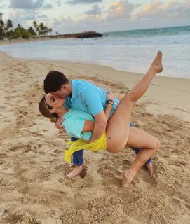 Lele Pons feet photo thumbnail