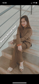 Jannat Zubair Rahmani feet photo thumbnail