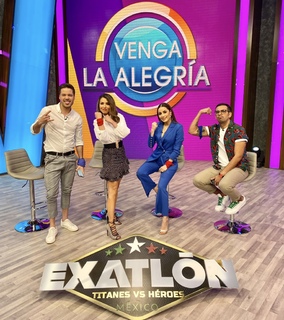 Laura González feet photo thumbnail
