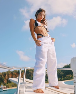 Jade Picon feet photo thumbnail