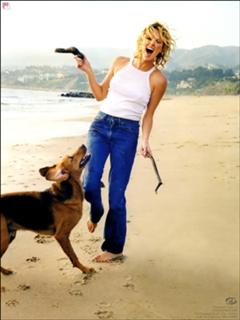 Charlize Theron feet photo thumbnail
