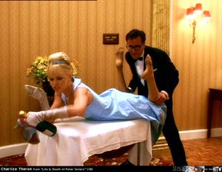 Charlize Theron feet photo thumbnail