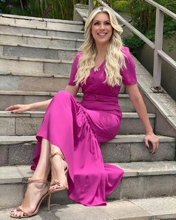 Renata Fan feet photo thumbnail