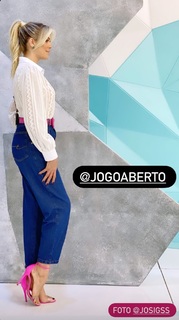 Renata Fan feet photo thumbnail