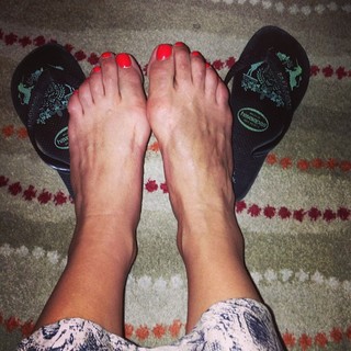 Kate Walsh feet photo thumbnail